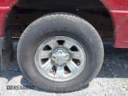 ✅ 2002 Ford Ranger XL • VIN: 1FTYR10D62PA08194 • Lot: 42592895. Wystawiony na IAAI z przebiegiem 262 150 mil. Bezpłatny archiwum sprzedaży aukcyjnych z USA i szczegółowy raport historii pojazdu na DreamBid. Zdjęcie 12.