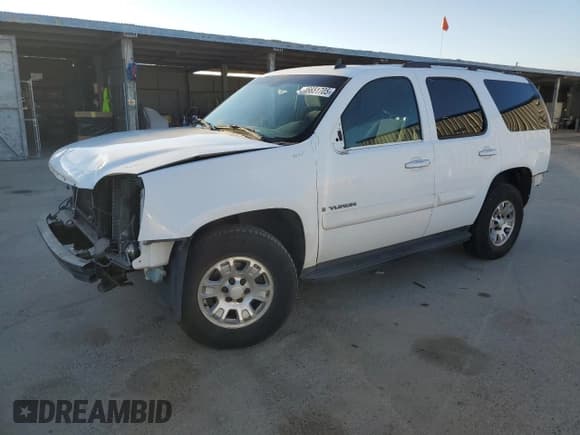 ✅ 2007 GMC Yukon SLE • VIN: 1GKFC13C27R341102 • Lot: 46651705. Listed on Copart with 185,219 mi. Free auction sales archive from the USA and detailed vehicle history report at DreamBid. Image 1.