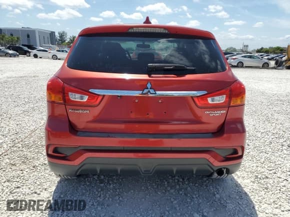 ✅ 2019 Mitsubishi Outlander ES • VIN: JA4AP3AU7KU006760 • Lot: 56310235. Listed on Copart with 92,533 mi. Free auction sales archive from the USA and detailed vehicle history report at DreamBid. Image 6.