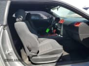 ✅ 2010 Dodge Challenger SE • VIN: 2B3CJ4DV9AH249533 • Lot: 45888984. Wystawiony na Copart z przebiegiem 165 796 mil. Bezpłatny archiwum sprzedaży aukcyjnych z USA i szczegółowy raport historii pojazdu na DreamBid. Zdjęcie 10.