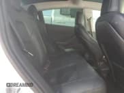 ✅ 2018 Tesla Model 3 Long Range Battery • VIN: 5YJ3E1EB0JF092373 • Lot: 60244095. Wystawiony na Copart z przebiegiem Nie podano. Bezpłatny archiwum sprzedaży aukcyjnych z USA i szczegółowy raport historii pojazdu na DreamBid. Zdjęcie 10.