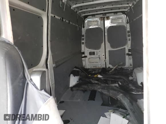 ✅ 2011 Freightliner Sprinter • VIN: WDYPE8CC4B5552423 • Lot: 69059564. Listed on Copart with Not provided. Free auction sales archive from the USA and detailed vehicle history report at DreamBid. Image 10.