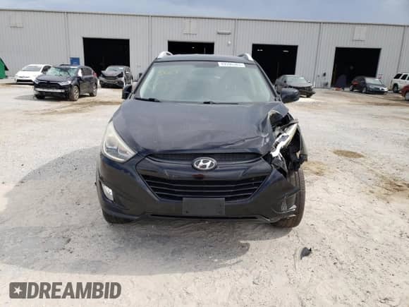 2015 Hyundai Tucson SE z VIN KM8JUCAG0FU091077, wystawiony jako Copart lot #49596383 z przebiegiem 82 935 mil mil oraz . Historia ofert i sprzedaży dostępna na DreamBid. Obrazek 5.