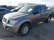 ✅ 2021 Nissan Frontier SV • VIN: 1N6ED0EB2MN702654 • Лот: 42227414. Опубликован ранее на IAAI с пробегом 142 309 миль. Бесплатный доступ к архиву аукционных продаж из США и подробный отчёт об истории автомобиля на DreamBid. Изображение 2.