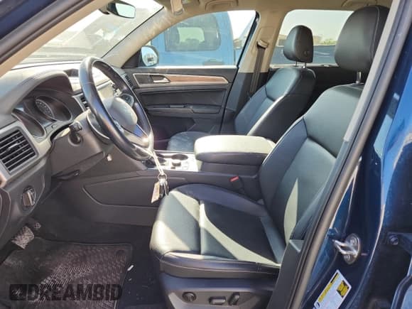 ✅ 2021 Volkswagen Atlas SE • VIN: 1V2LP2CA8MC514299 • Lot: 61912775. Listed on Copart with 94,494 mi. Free auction sales archive from the USA and detailed vehicle history report at DreamBid. Image 7.