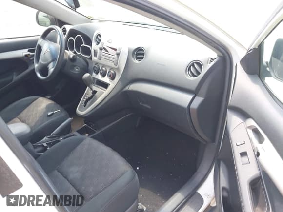 ✅ 2009 Pontiac Vibe 1SA • VIN: 5Y2SP67829Z464547 • Lot: 42420862. Wystawiony na IAAI z przebiegiem 118 207 mil. Bezpłatny archiwum sprzedaży aukcyjnych z USA i szczegółowy raport historii pojazdu na DreamBid. Zdjęcie 5.