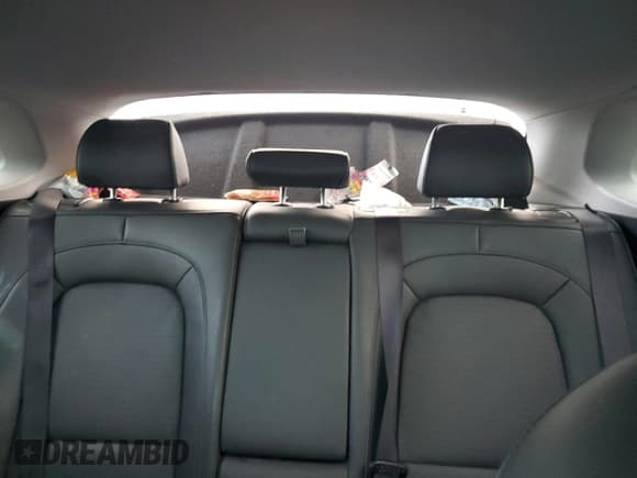 ✅ 2019 Hyundai Kona Limited • VIN: KM8K33AG0KU053267 • Лот: 73444533. Опубликован ранее на Copart с пробегом 74 566 миль. Бесплатный доступ к архиву аукционных продаж из США и подробный отчёт об истории автомобиля на DreamBid. Изображение 10.