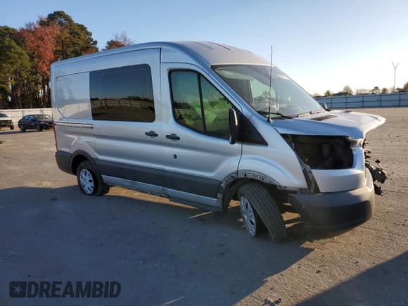 ✅ 2016 Ford Transit Cargo • VIN: 1FTYE1CM5GKB56512 • Lot: 82561724. Listed on Copart with Not provided. Free auction sales archive from the USA and detailed vehicle history report at DreamBid. Image 4.