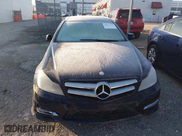 ✅ 2012 Mercedes-Benz C 250 • VIN: WDDGJ4HB1CF805053 • Лот: 43873762. Опубликован ранее на IAAI с пробегом 174 401 миль. Бесплатный доступ к архиву аукционных продаж из США и подробный отчёт об истории автомобиля на DreamBid. Изображение 6.