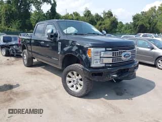 ✅ 2017 Ford F-250 Lariat • VIN: 1FT7W2BT0HEE30805 • Lot: 43164900. Listed on IAAI with 135,095 mi. Free auction sales archive from the USA and detailed vehicle history report at DreamBid. Image 1.
