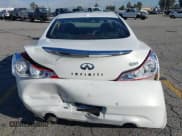 ✅ 2014 Infiniti Q60 Journey • VIN: JN1CV6EK0EM111064 • Lot: 43819034. Wystawiony na IAAI z przebiegiem 82 610 mil. Bezpłatny archiwum sprzedaży aukcyjnych z USA i szczegółowy raport historii pojazdu na DreamBid. Zdjęcie 16.