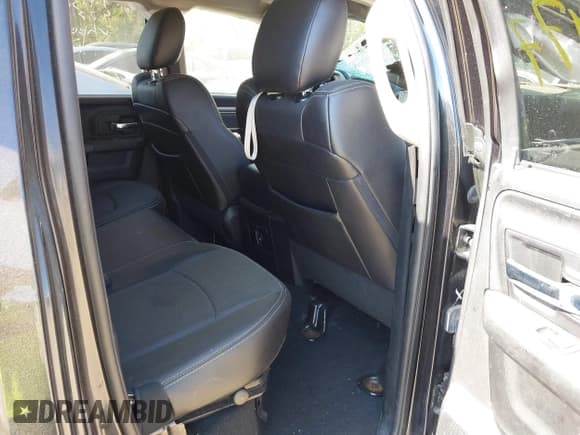 ✅ 2016 Ram 1500 Sport • VIN: 1C6RR7HT9GS252355 • Lot: 40565977. Listed on IAAI with 116,252 mi. Free auction sales archive from the USA and detailed vehicle history report at DreamBid. Image 8.