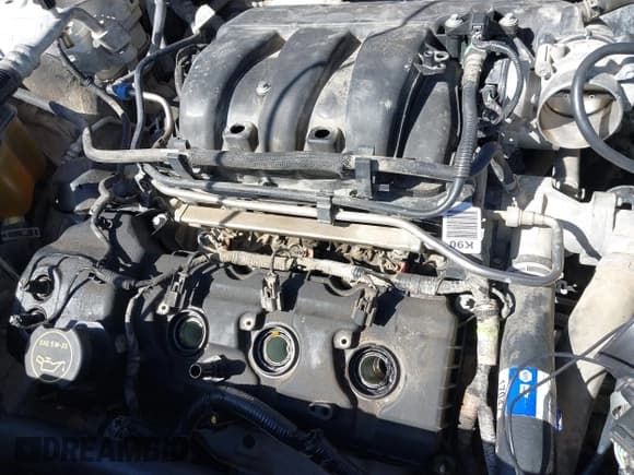 ✅ 2014 Ford Explorer • VIN: 1FM5K8B87EGB96532 • Lot: 41808085. Wystawiony na IAAI z przebiegiem 182 083 mil. Bezpłatny archiwum sprzedaży aukcyjnych z USA i szczegółowy raport historii pojazdu na DreamBid. Zdjęcie 6.