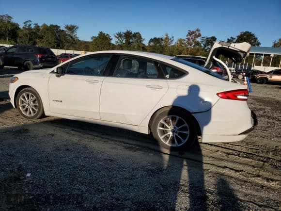 ✅ 2017 Ford Fusion Hybrid SE • VIN: 3FA6P0LU7HR238093 • Lot: 86157525. Wystawiony na Copart z przebiegiem 101 874 mil. Bezpłatny archiwum sprzedaży aukcyjnych z USA i szczegółowy raport historii pojazdu na DreamBid. Zdjęcie 2.