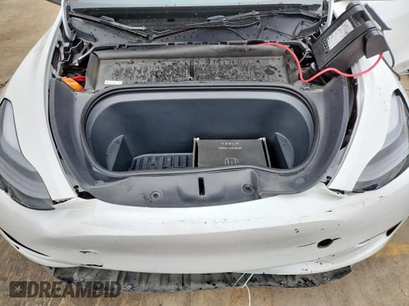 ✅ 2023 Tesla Model Y Long Range • VIN: 7SAYGAEE6PF802463 • Lot: 60727185. Listed on Copart with 62,659 mi. Free auction sales archive from the USA and detailed vehicle history report at DreamBid. Image 11.