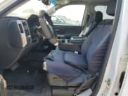 ✅ 2018 Chevrolet Silverado 1500 LT • VIN: 1GCPCREC3JF138661 • Lot: 64279615. Wystawiony na Copart z przebiegiem 64 838 mil. Bezpłatny archiwum sprzedaży aukcyjnych z USA i szczegółowy raport historii pojazdu na DreamBid. Zdjęcie 7.