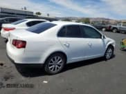 ✅ 2010 Volkswagen Jetta SE • VIN: 3VWRZ7AJ8AM043767 • Lot: 66038555. Wystawiony na Copart z przebiegiem 155 969 mil. Bezpłatny archiwum sprzedaży aukcyjnych z USA i szczegółowy raport historii pojazdu na DreamBid. Zdjęcie 3.