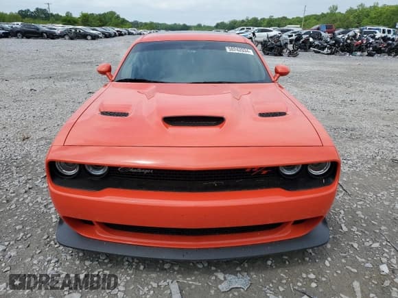 ✅ 2019 Dodge Challenger R/T Scat Pack Widebody • VIN: 2C3CDZFJ0KH741077 • Lot: 50242034. Wystawiony na Copart z przebiegiem 13 339 mil. Bezpłatny archiwum sprzedaży aukcyjnych z USA i szczegółowy raport historii pojazdu na DreamBid. Zdjęcie 5.