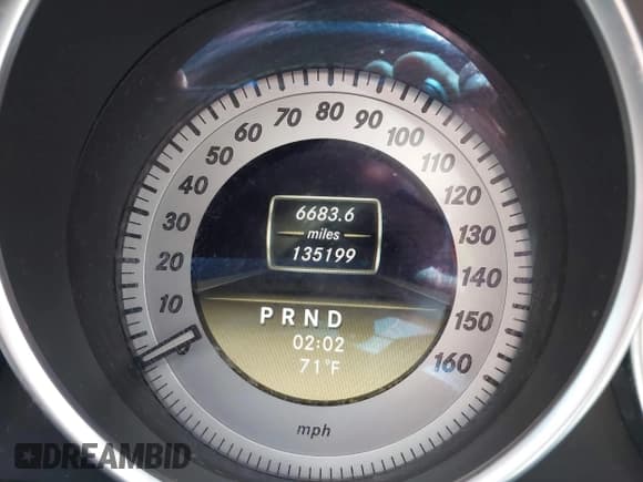 ✅ 2012 Mercedes-Benz C 250 • VIN: WDDGJ4HB5CF751658 • Лот: 42079446. Опубликован ранее на IAAI с пробегом 135 199 миль. Бесплатный доступ к архиву аукционных продаж из США и подробный отчёт об истории автомобиля на DreamBid. Изображение 7.