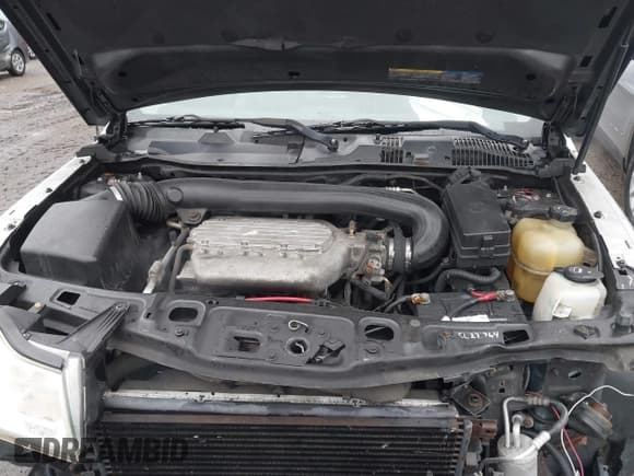 ✅ 2006 Saturn VUE • VIN: 5GZCZ53426S870035 • Lot: 41731594. Wystawiony na IAAI z przebiegiem 161 356 mil. Bezpłatny archiwum sprzedaży aukcyjnych z USA i szczegółowy raport historii pojazdu na DreamBid. Zdjęcie 10.