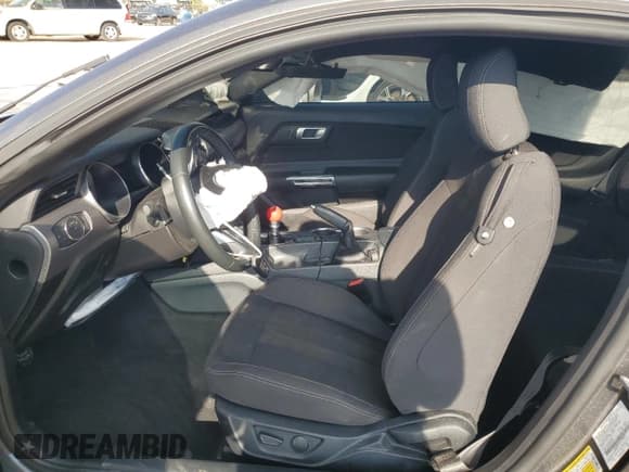 ✅ 2020 Ford Mustang GT • VIN: 1FA6P8CFXL5190858 • Lot: 70054125. Listed on Copart with 38,386 mi. Free auction sales archive from the USA and detailed vehicle history report at DreamBid. Image 7.