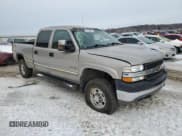 ✅ 2001 Chevrolet Silverado 2500HD LS • VIN: 1GCHK23U31F212798 • Lot: 45138655. Wystawiony na Copart z przebiegiem 211 653 mil. Bezpłatny archiwum sprzedaży aukcyjnych z USA i szczegółowy raport historii pojazdu na DreamBid. Zdjęcie 4.