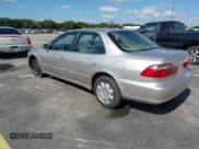 ✅ 1998 Honda Accord LX • VIN: 1HGCG5645WA212204 • Лот: 43726920. Опубликован ранее на IAAI с пробегом Не указан. Бесплатный доступ к архиву аукционных продаж из США и подробный отчёт об истории автомобиля на DreamBid. Изображение 3.