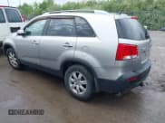 ✅ 2013 Kia Sorento LX • VIN: 5XYKT3A67DG317309 • Lot: 42178502. Listed on IAAI with 62,702 mi. Free auction sales archive from the USA and detailed vehicle history report at DreamBid. Image 3.