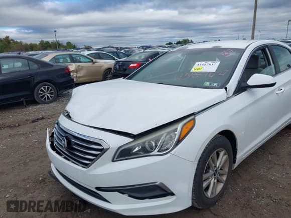 ✅ 2016 Hyundai Sonata SE • VIN: 5NPE24AF7GH283682 • Lot: 43457637. Listed on IAAI with 161,697 mi. Free auction sales archive from the USA and detailed vehicle history report at DreamBid. Image 6.