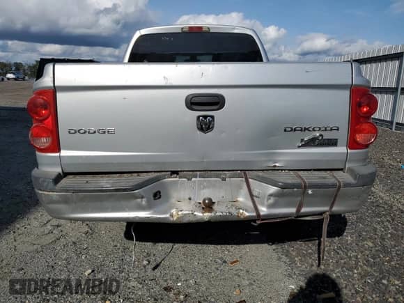 2009 Dodge Dakota Bighorn/Lonestar with VIN 1D7HE38K69S782887, listed as a Copart auction lot 75825924 with 221,134 mi miles and Salvage title. Bid and sale history available at DreamBid. Image 6.