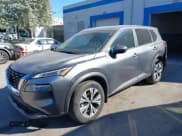 ✅ 2023 Nissan Rogue SV • VIN: 5N1BT3BB9PC872570 • Lot: 43741604. Wystawiony na IAAI z przebiegiem 3 993 mil. Bezpłatny archiwum sprzedaży aukcyjnych z USA i szczegółowy raport historii pojazdu na DreamBid. Zdjęcie 19.