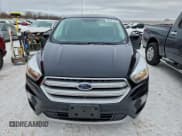 ✅ 2017 Ford Escape SE • VIN: 1FMCU9GD8HUB87020 • Lot: 96351515. Wystawiony na Copart z przebiegiem 100 902 mil. Bezpłatny archiwum sprzedaży aukcyjnych z USA i szczegółowy raport historii pojazdu na DreamBid. Zdjęcie 5.