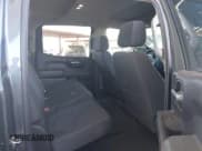 ✅ 2022 Chevrolet Silverado 1500 LT • VIN: 1GCPWCED5NZ105212 • Lot: 43572577. Wystawiony na IAAI z przebiegiem 54 972 mil. Bezpłatny archiwum sprzedaży aukcyjnych z USA i szczegółowy raport historii pojazdu na DreamBid. Zdjęcie 8.