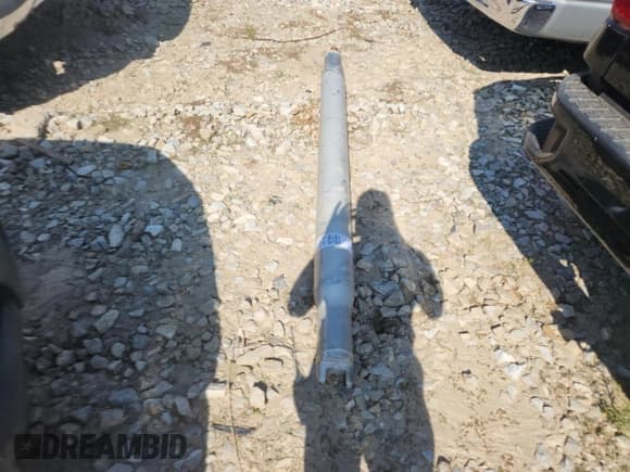 ✅ 2020 Chevrolet Silverado 1500 Custom • VIN: 1GCRWBEK6LZ329491 • Lot: 71550525. Wystawiony na Copart z przebiegiem 104 698 mil. Bezpłatny archiwum sprzedaży aukcyjnych z USA i szczegółowy raport historii pojazdu na DreamBid. Zdjęcie 12.