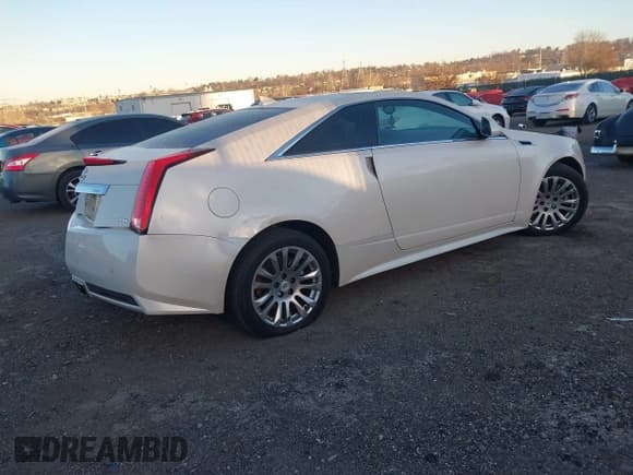 ✅ 2011 Cadillac CTS Premium • VIN: 1G6DS1ED7B0158127 • Lot: 43888699. Listed on IAAI with Not provided. Free auction sales archive from the USA and detailed vehicle history report at DreamBid. Image 4.