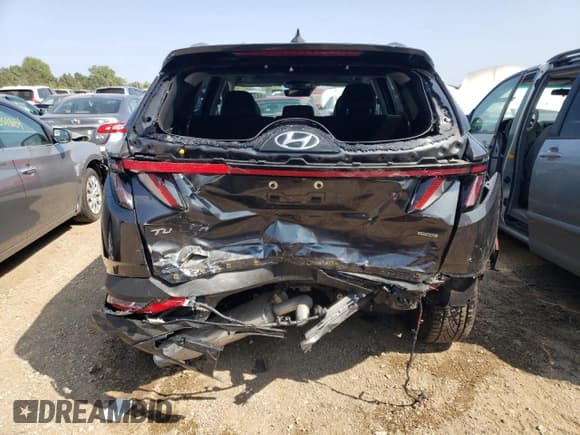 ✅ 2023 Hyundai Tucson Limited • VIN: 5NMJECAE8PH292573 • Lot: 68325684. Wystawiony na Copart z przebiegiem 15 263 mil. Bezpłatny archiwum sprzedaży aukcyjnych z USA i szczegółowy raport historii pojazdu na DreamBid. Zdjęcie 6.