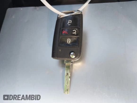 ✅ 2021 Volkswagen Tiguan S • VIN: 3VV1B7AX5MM038606 • Lot: 43170816. Wystawiony na IAAI z przebiegiem 58 393 mil. Bezpłatny archiwum sprzedaży aukcyjnych z USA i szczegółowy raport historii pojazdu na DreamBid. Zdjęcie 11.