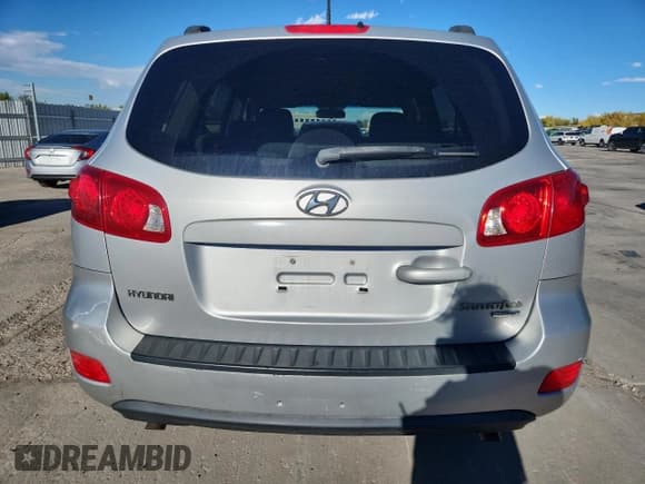 ✅ 2008 Hyundai Santa Fe GLS • VIN: 5NMSG73D88H133953 • Lot: 86900635. Listed on Copart with 169,732 mi. Free auction sales archive from the USA and detailed vehicle history report at DreamBid. Image 6.