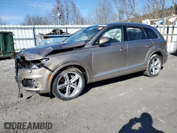 ✅ 2019 Audi Q7 Prestige • VIN: WA1VAAF76KD026783 • Лот: 92036385. Опубликован ранее на Copart с пробегом 62 366 миль. Бесплатный доступ к архиву аукционных продаж из США и подробный отчёт об истории автомобиля на DreamBid. Изображение 1.