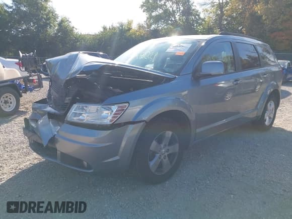 ✅ 2010 Dodge Journey SXT • VIN: 3D4PG5FV4AT176020 • Lot: 43538875. Wystawiony na IAAI z przebiegiem 117 723 mil. Bezpłatny archiwum sprzedaży aukcyjnych z USA i szczegółowy raport historii pojazdu na DreamBid. Zdjęcie 2.