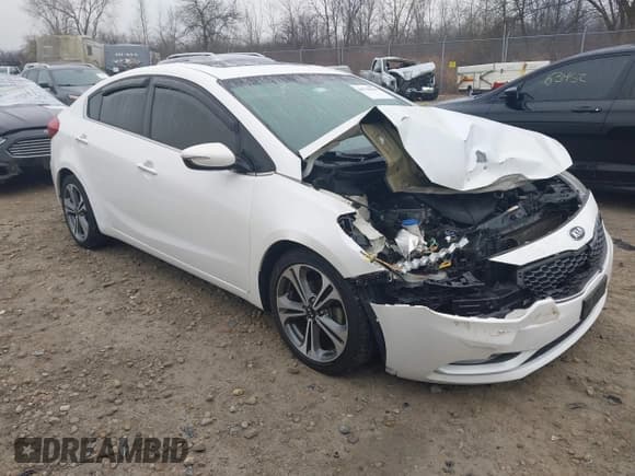 ✅ 2016 Kia Forte EX • VIN: KNAFZ4A8XG5551431 • Лот: 43778944. Опубликован ранее на IAAI с пробегом 121 875 миль. Бесплатный доступ к архиву аукционных продаж из США и подробный отчёт об истории автомобиля на DreamBid. Изображение 1.