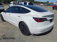 ✅ 2022 Tesla Model 3 Long Range • VIN: 5YJ3E1EB6NF318647 • Lot: 43367118. Wystawiony na IAAI z przebiegiem 49 281 mil. Bezpłatny archiwum sprzedaży aukcyjnych z USA i szczegółowy raport historii pojazdu na DreamBid. Zdjęcie 3.