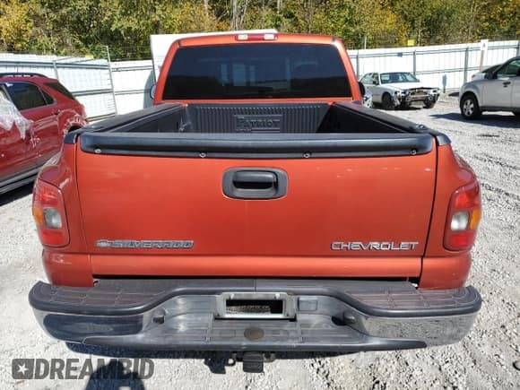 ✅ 2001 Chevrolet Silverado 1500 LS • VIN: 1GCEK14T71Z118666 • Лот: 75732974. Опубликован ранее на Copart с пробегом 218 402 миль. Бесплатный доступ к архиву аукционных продаж из США и подробный отчёт об истории автомобиля на DreamBid. Изображение 6.