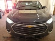 ✅ 2018 Chevrolet Traverse Premier • VIN: 1GNEVJKW5JJ237178 • Lot: 81841085. Wystawiony na Copart z przebiegiem 117 100 mil. Bezpłatny archiwum sprzedaży aukcyjnych z USA i szczegółowy raport historii pojazdu na DreamBid. Zdjęcie 5.