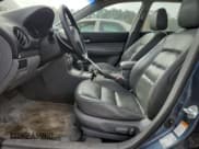 ✅ 2005 Mazda 6 Sport S • VIN: 1YVHP82DX55M00293 • Lot: 91430235. Wystawiony na Copart z przebiegiem 125 775 mil. Bezpłatny archiwum sprzedaży aukcyjnych z USA i szczegółowy raport historii pojazdu na DreamBid. Zdjęcie 7.