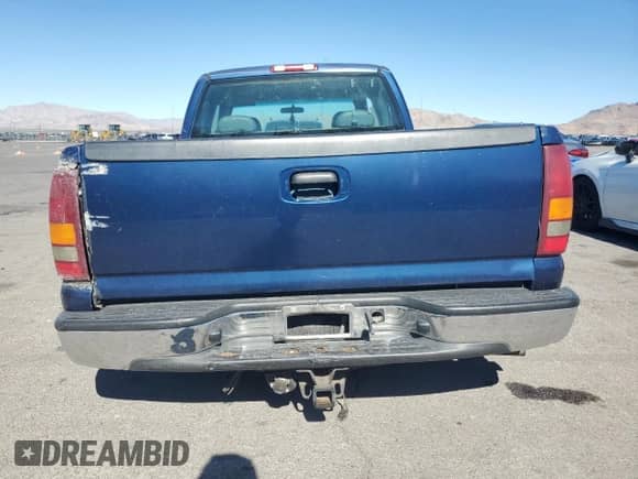2002 Chevrolet Silverado 1500 LT with VIN 1GCEC19T52Z179053, listed as a Copart auction lot 82237445 with 164,190 mi miles and Salvage title. Bid and sale history available at DreamBid. Image 6.