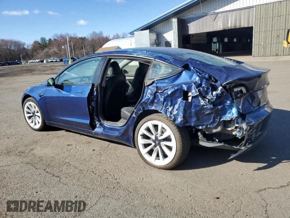 ✅ 2022 Tesla Model 3 Long Range • VIN: 5YJ3E1EB4NF144660 • Лот: 52398865. Опубликован ранее на Copart с пробегом 24 413 миль. Бесплатный доступ к архиву аукционных продаж из США и подробный отчёт об истории автомобиля на DreamBid. Изображение 2.