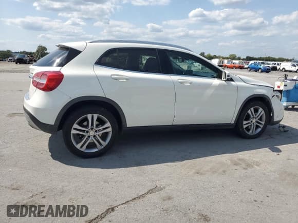 ✅ 2016 Mercedes-Benz GLA 250 • VIN: WDCTG4GB8GJ241942 • Lot: 80106185. Wystawiony na Copart z przebiegiem 126 617 mil. Bezpłatny archiwum sprzedaży aukcyjnych z USA i szczegółowy raport historii pojazdu na DreamBid. Zdjęcie 3.