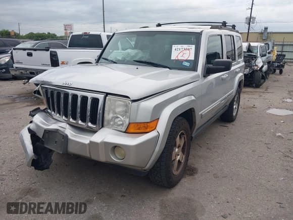 ✅ 2010 Jeep Commander Sport • VIN: 1J4RH4GK3AC108122 • Lot: 42173507. Listed on IAAI with 249,593 mi. Free auction sales archive from the USA and detailed vehicle history report at DreamBid. Image 16.
