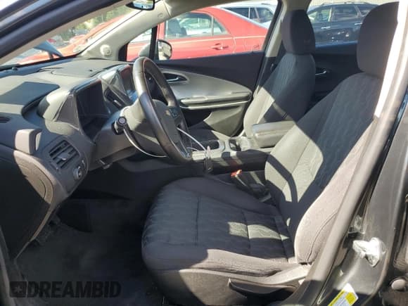 ✅ 2015 Chevrolet Volt • VIN: 1G1RC6E49FU122234 • Lot: 74316134. Wystawiony na Copart z przebiegiem 69 125 mil. Bezpłatny archiwum sprzedaży aukcyjnych z USA i szczegółowy raport historii pojazdu na DreamBid. Zdjęcie 7.